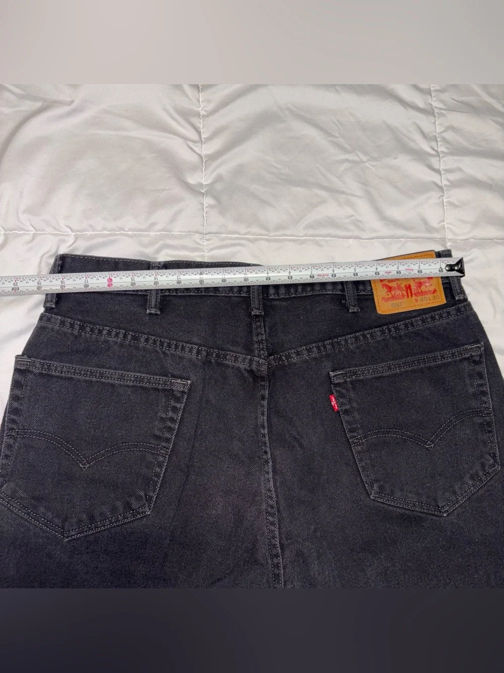 Levi's Men's Black 550 Relaxed Fit Denim Jeans - 40x30